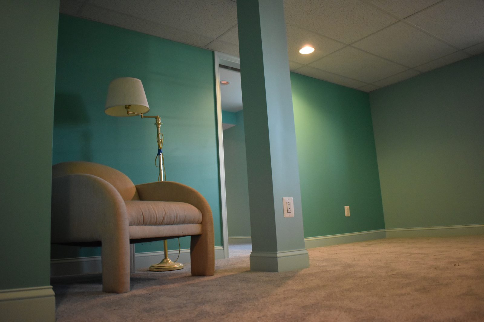 Finished basement sitting area